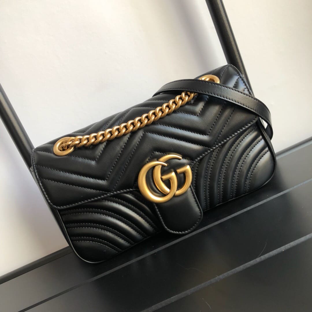 GG Marmont Matelassé Shoulder Bag