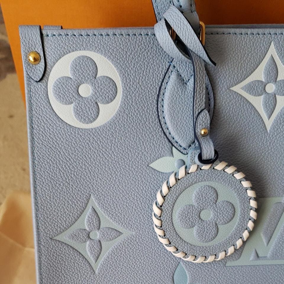 Lv Onthego Giant Bag M45718 (6)